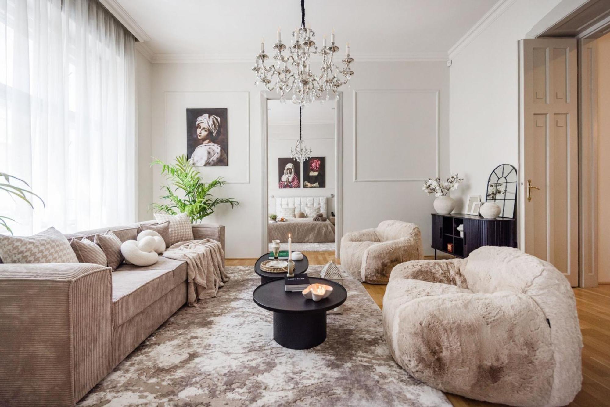 Timeless Elegant Apartment By Opera House Budapest Bagian luar foto